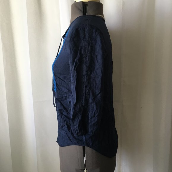 Mossimo Supply Co Navy Embroidered 3/4 Sleeve Top - Picture 4 of 6